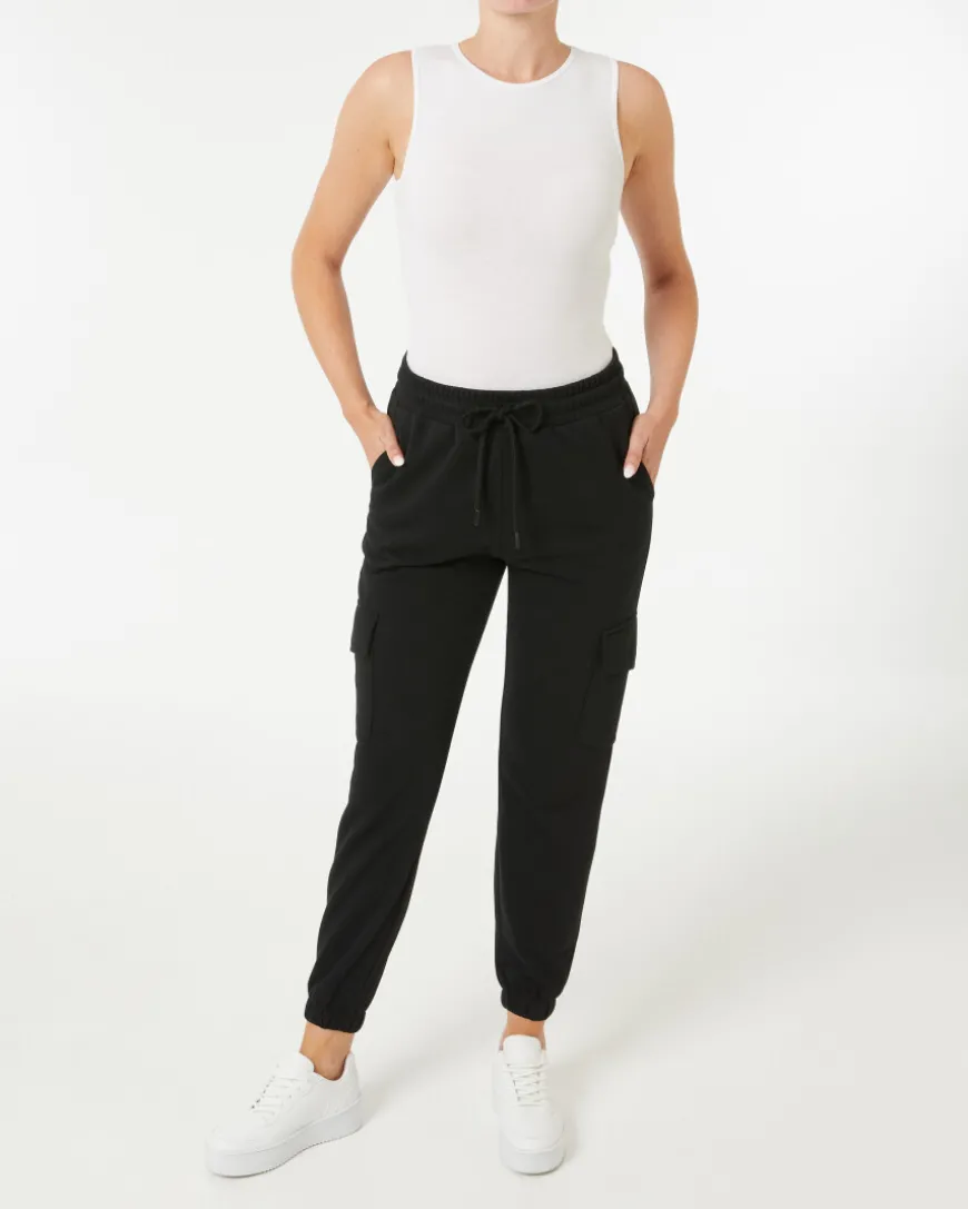 Jogginghose mit Cargotaschen Janina, elastischer Bund-KiK Onlineshop Hot